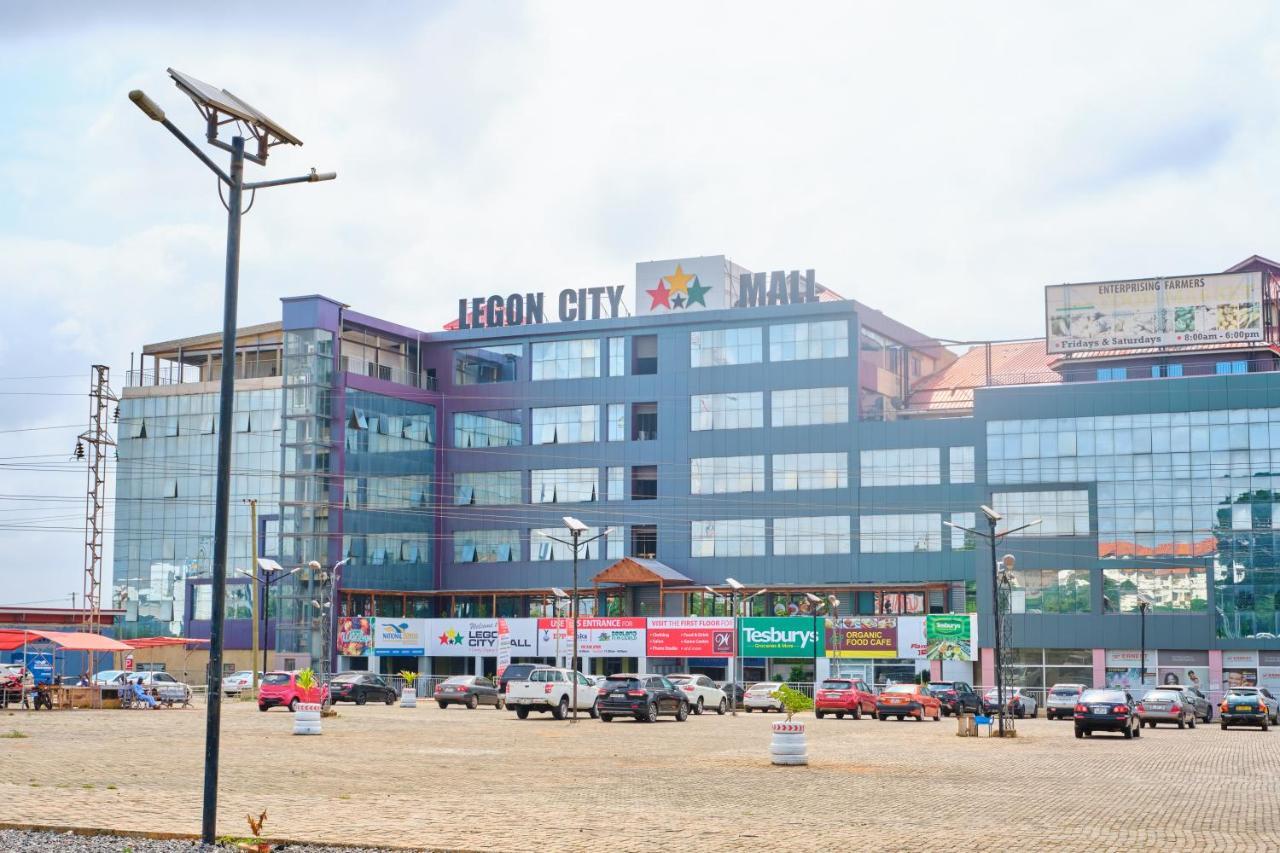 Legon City Mall Short Stay Apartments For Business And Vacation - East Legon Accra Eksteriør billede