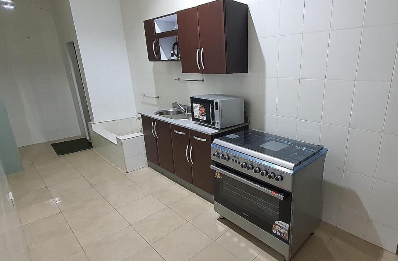 Legon City Mall Short Stay Apartments For Business And Vacation - East Legon Accra Eksteriør billede
