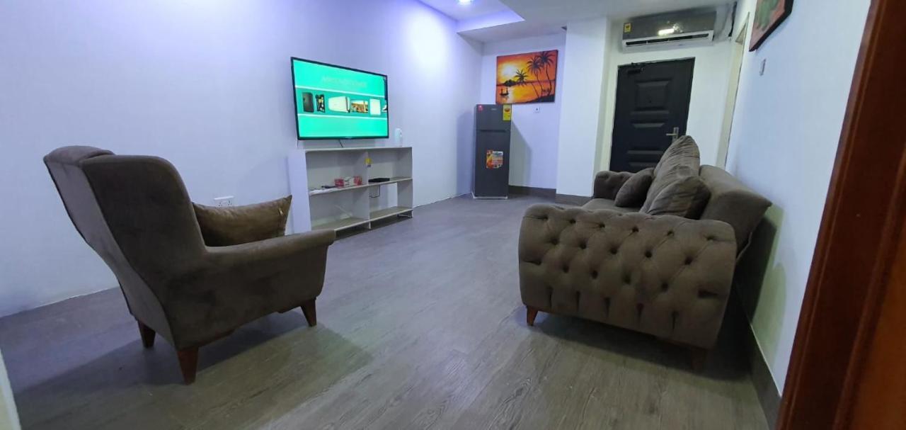 Legon City Mall Short Stay Apartments For Business And Vacation - East Legon Accra Eksteriør billede