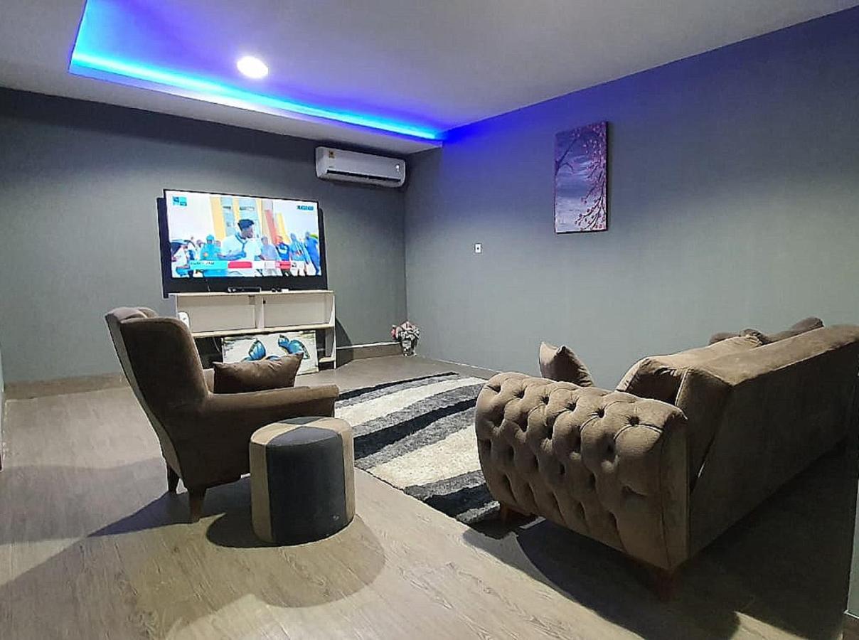 Legon City Mall Short Stay Apartments For Business And Vacation - East Legon Accra Eksteriør billede