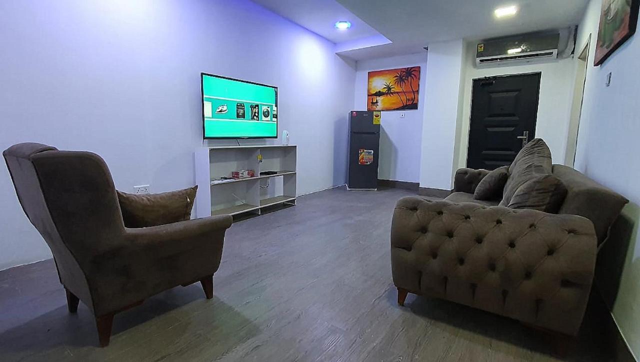 Legon City Mall Short Stay Apartments For Business And Vacation - East Legon Accra Eksteriør billede