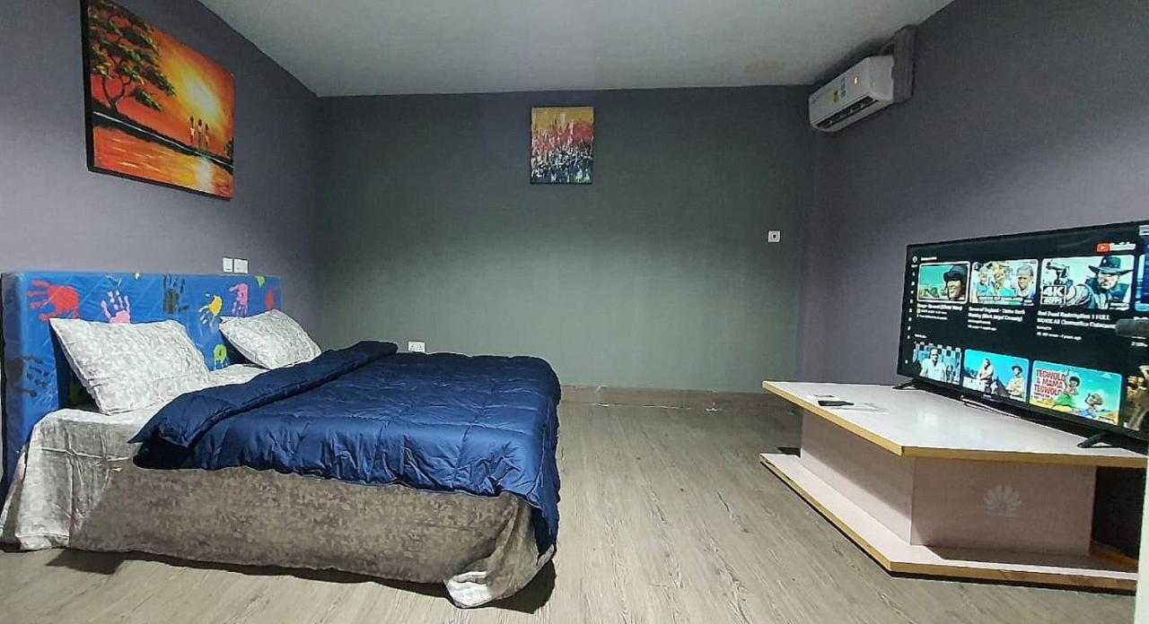 Legon City Mall Short Stay Apartments For Business And Vacation - East Legon Accra Eksteriør billede